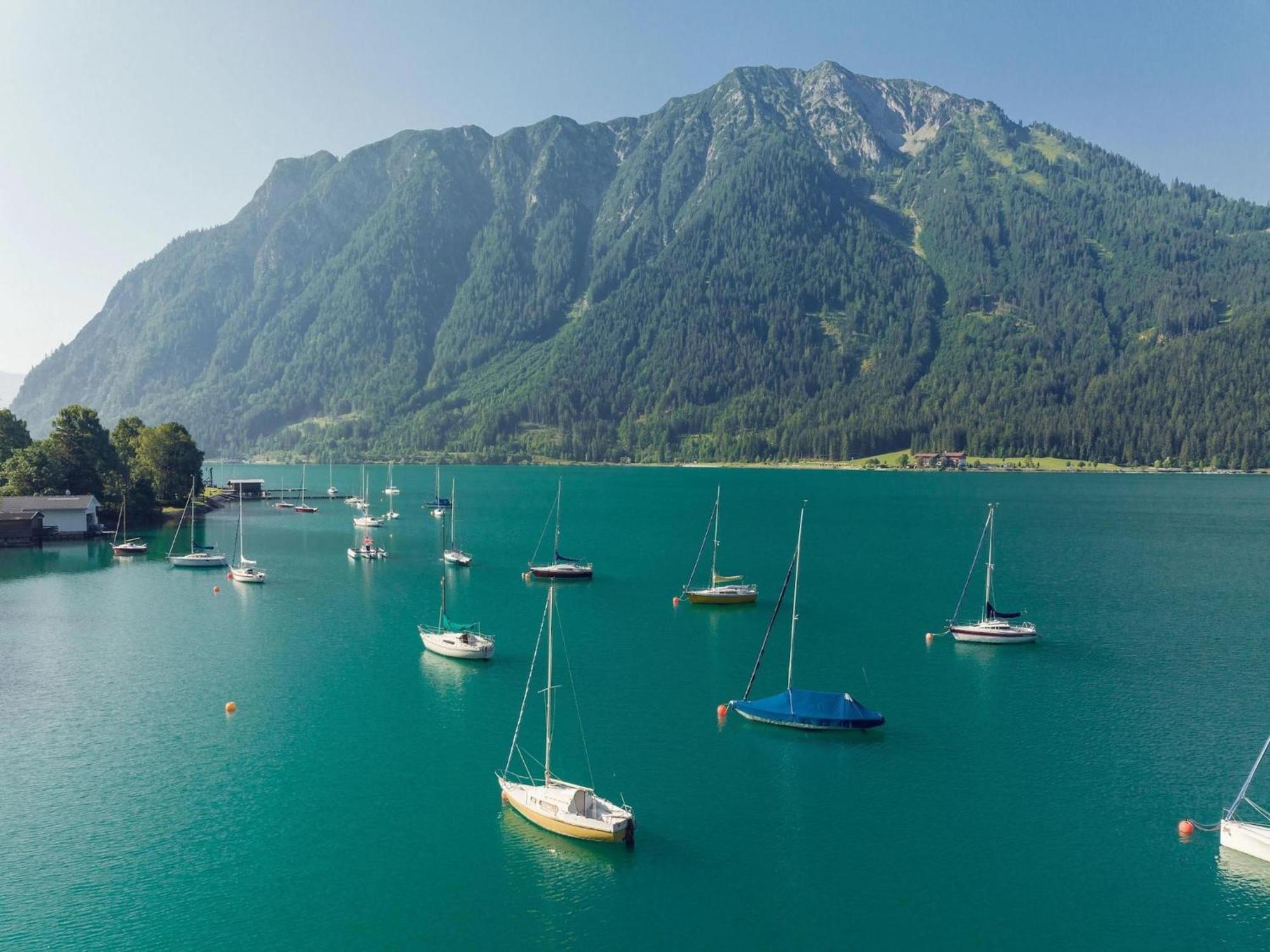 Apartment At The Achensee With Balcony Or Terrace ภายนอก รูปภาพ